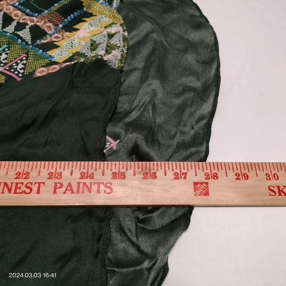 Alex + Alex size Medium Sleeveless Tank Top Blouse Silk Tie Key hole neck - Picture 7 of 8